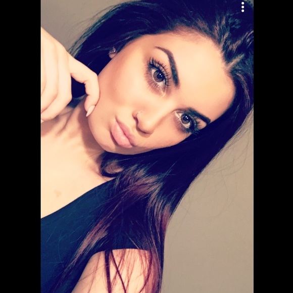 Meet the Posher Other - Meet your Posher, Vanesa